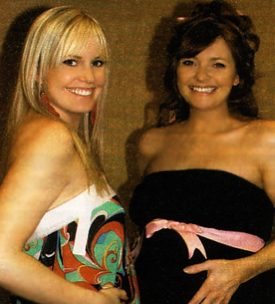 candid0122.jpg - Terri with Anne Sayre (Mitzi, ATWT) at a 2004 fan event (Photo by Sue Coflin)