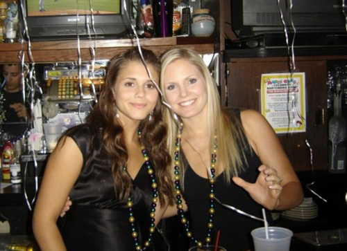 candid0146.jpg - Terri with Alexandra Chando (Maddie, ATWT) at Blondies Bar to raise funds for Hurricane Relief in September 2005