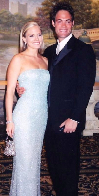 artie0005.jpg - Terri and Artie at the 28th Daytime Emmy Awards on May 18, 2001