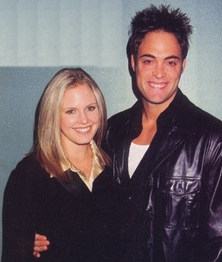 artie0024.jpg - Terri and Artie at a Manhattan reception honoring the Casting Society of America's Artios Awards nominees in 2001 (Photo by Steven Bergman)