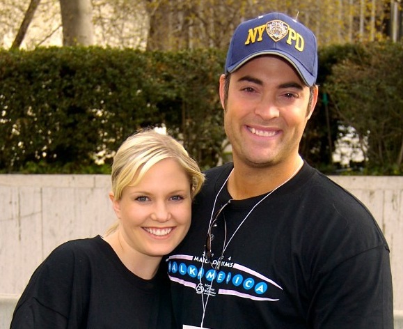 artie0037.jpg - Terri and Artie at a March of Dimes walkathon on April 25, 2004 in NYC