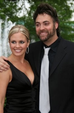 artie0058.jpg - Terri and Artie at the Gala Awards Ceremony of the 2008 Hoboken International Film Festival on June 5, 2008 (Photo by Sue Coflin)