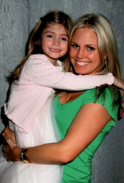 children0028.jpg - Terri and daughter Julia at the opening night of ImaginOcean on March 31, 2010 at New World Stages, New York City, New York (Photo by Steven Bergman)