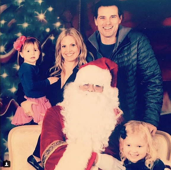 children0087.jpg - Terri with Keira, Morgan, and Austin in December 2017 - courtesy of Terri's Instagram page