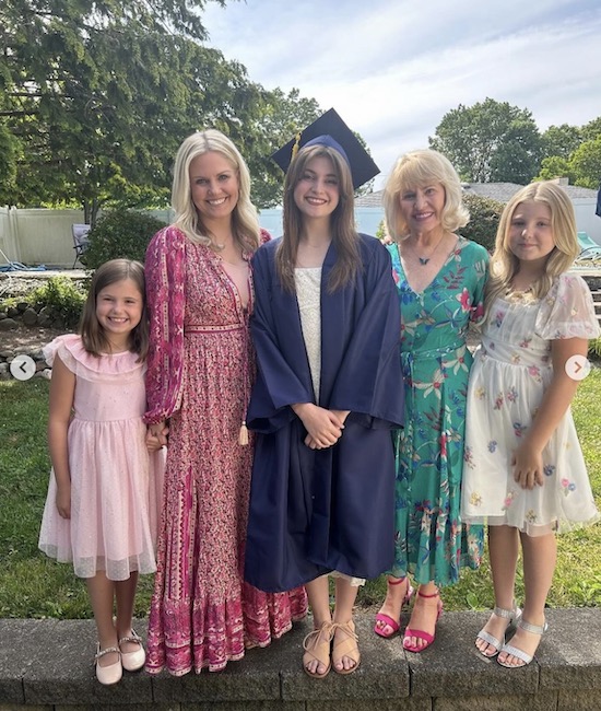children0099.jpg - Terri with her mother and her daughters - courtesy of Terri's Instagram page