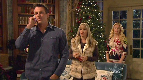 a0370.jpg - December 21, 2010