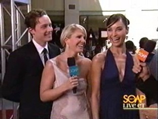 2007_soapnet_emmys3.jpg - Terri, with Jesse Soffer and Ewa da Cruz, being interviewd by SoapNet at the 34th Annual Daytime Emmy Awards (June 15, 2007)