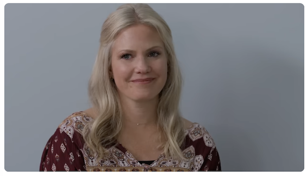 2019_play_the_flute_23.png - Terri Conn in Play The Flute (2019)