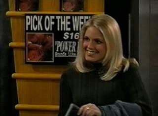 Brotherly_Love_3.jpg - Terri in the television show "Brotherly Love" (episode title 'Stealing Beauty' - February 16, 1997)