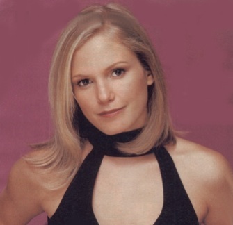 t0094.jpg - Terri in 2001 (photo by Arthur Cohen)