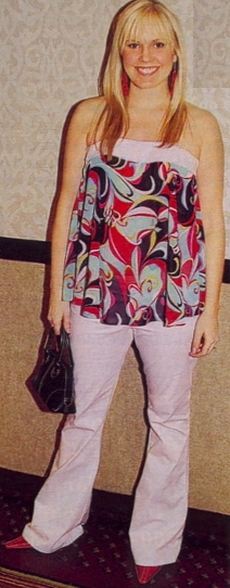 t0177.jpg - Terri at a Fan Club event on March 27, 2004 (photo by Sue Coflin)