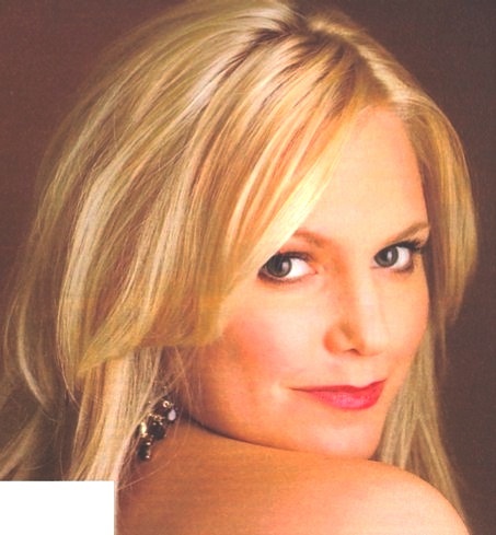 t0198.jpg - Terri in 2004 (photo by Danny Sanchez)