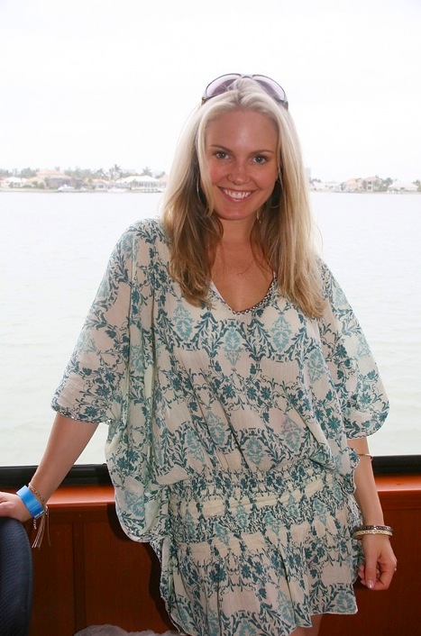 t0512.jpg - Terri at the 12th Annual SoapFest - Cruisin' & Schmoozin' on May 16, 2010 - Marco Island, FLA (photo by Sue Coflin/Max photos) (thanks to http://terriconn.proboards.com for this picture)