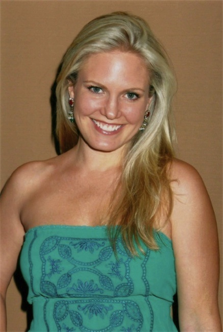 t0617e.jpg - Terri at the "Delhi Belly" screening in New York on July 19, 2011 (photo by Steven Bergman)